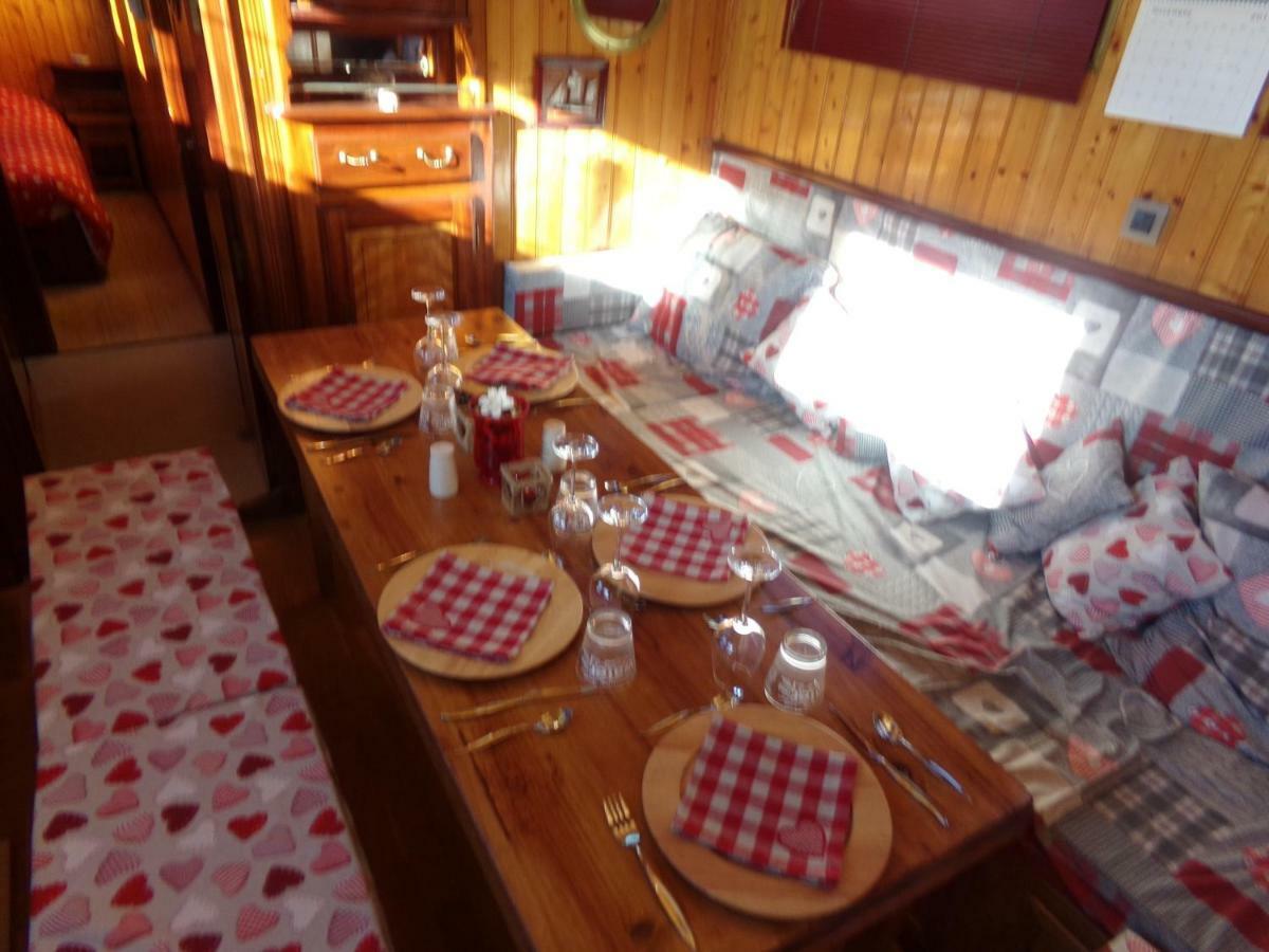 Ibaia Le Bonheur Bed & Breakfast Frontignan Exterior photo